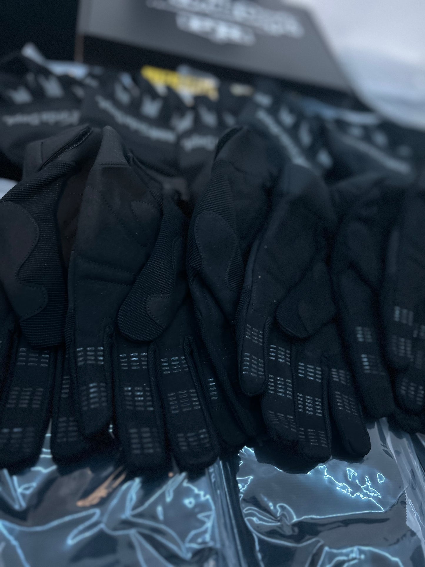 Mvrda Motorcycle Glove’s